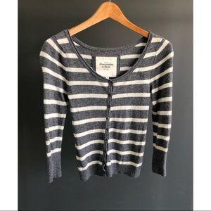 🍁🍂Abercrombie & Fitch 3/4 Sleeve Cardigan🍂🍁
